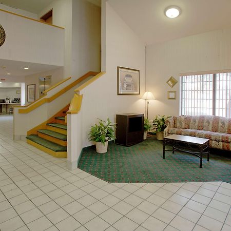 Americas Best Value Inn Addison Interno foto