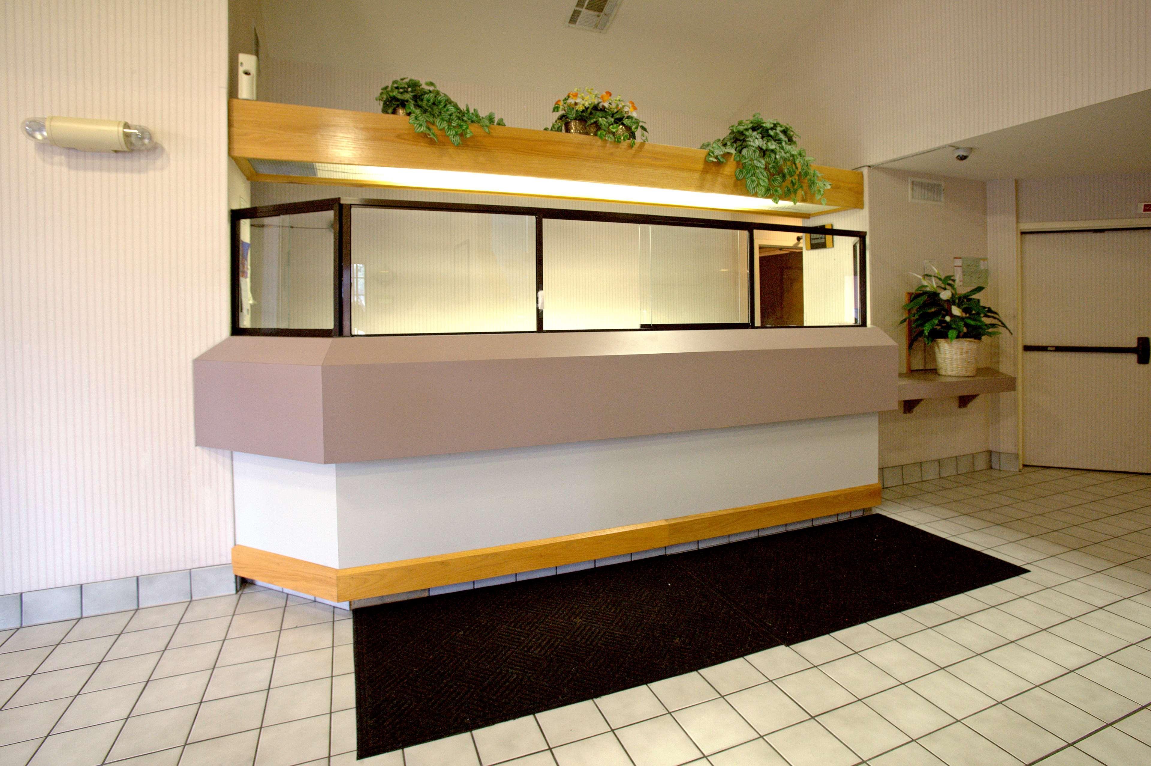 Americas Best Value Inn Addison Interno foto